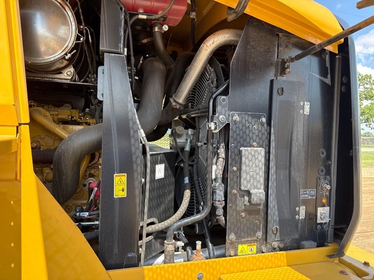 caterpillar-926m-image-19