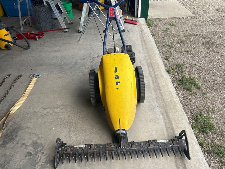 jari-sickle-mower-image-4