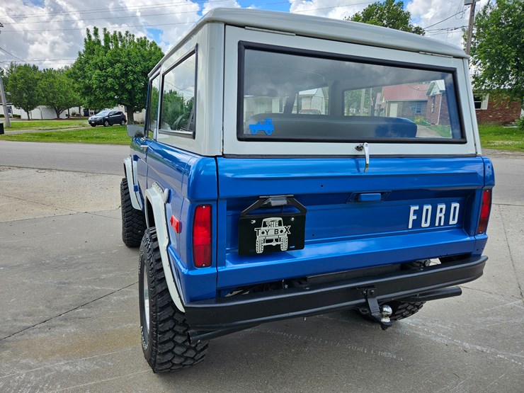 1974-ford-bronco-image-19