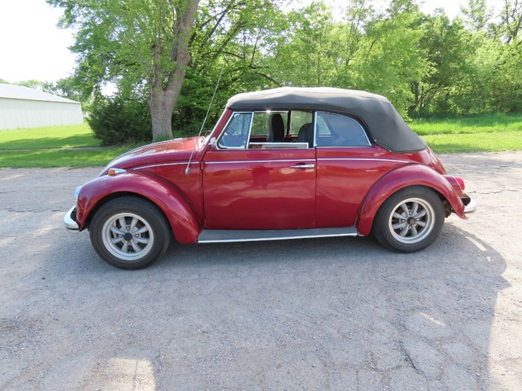 1968-volkswagen-beetle-convertible-image-5