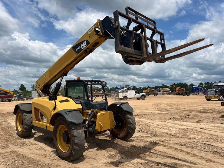 2016-caterpillar-tl642c-image-6