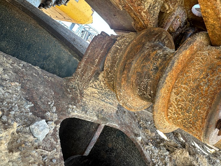 komatsu-pc200-image-21