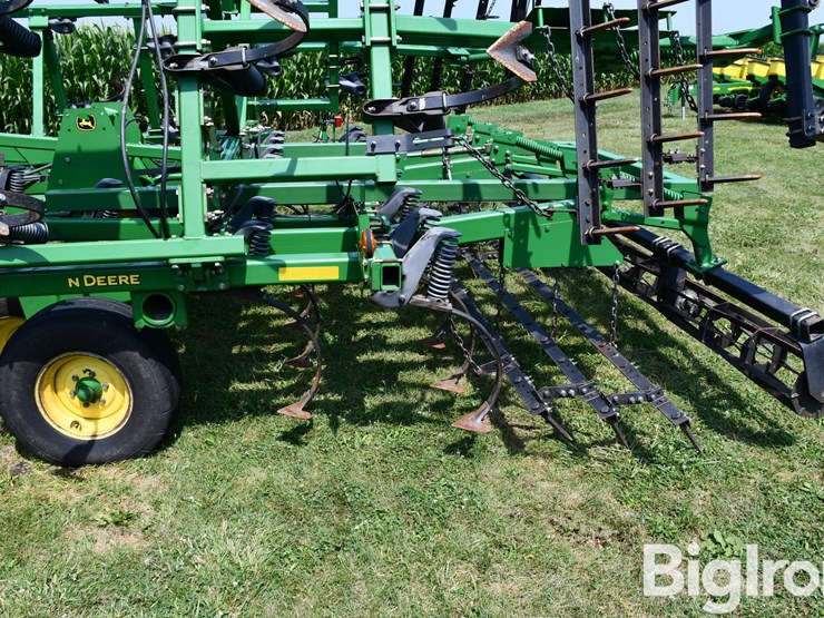 john-deere-726-image-17