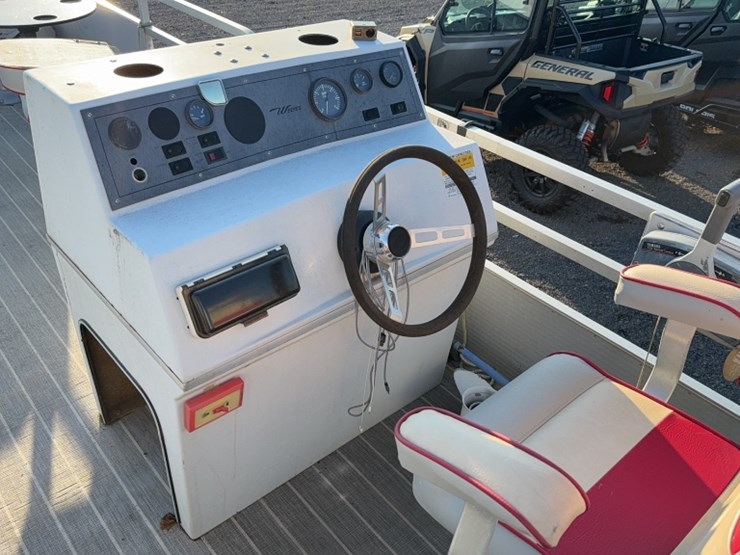 #3057-•-1994-weeres-sundeck-240-24'-pontoon-boat-image-17