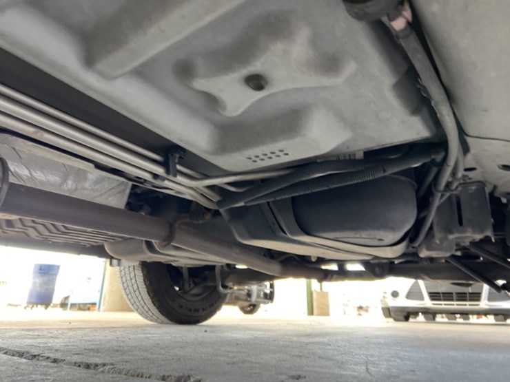 2013-ford-explorer-image-26