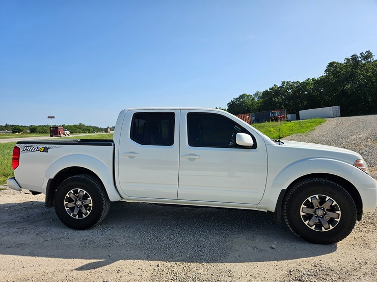 2016-nissan-frontier-image-20