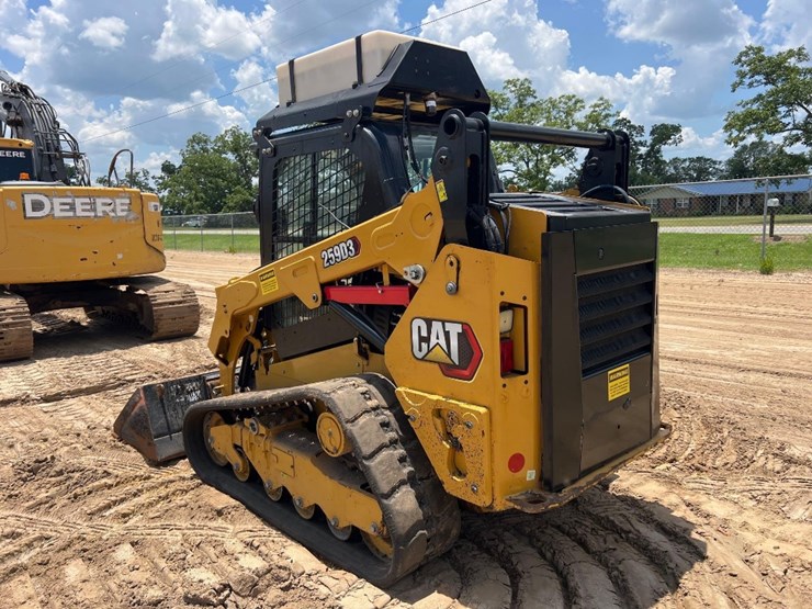 2021-caterpillar-259d3-image-2