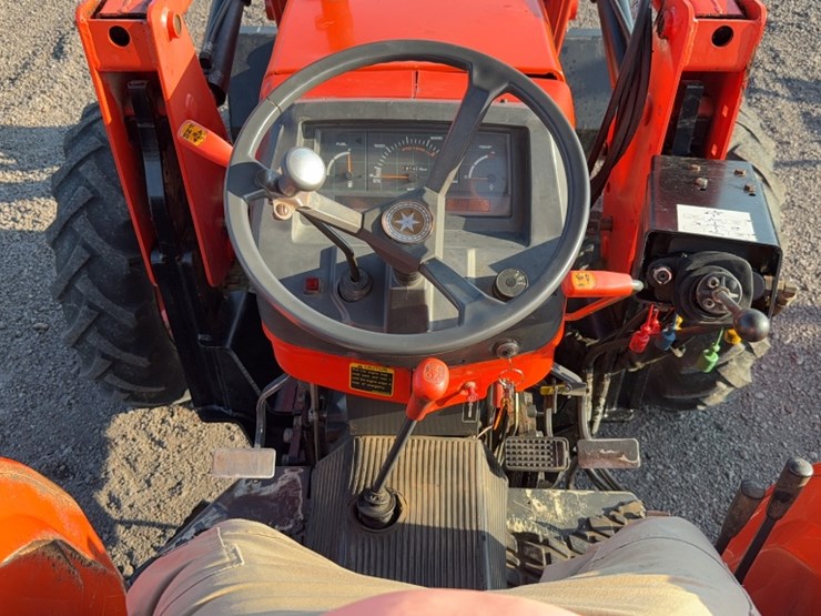 kubota-m6800-image-19