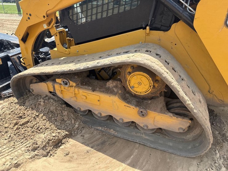 2021-caterpillar-289d3-image-9