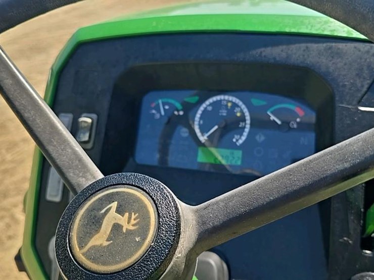 2015-john-deere-5065e-image-83