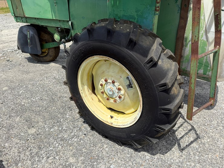 john-deere-6000-image-19