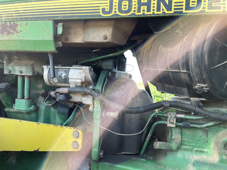 john-deere-8400-image-30