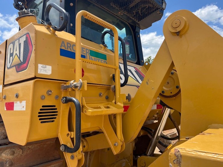 2019-caterpillar-d6-lgp-image-26