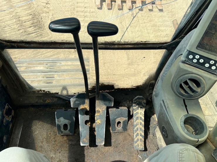 2008-caterpillar-345cl-image-40