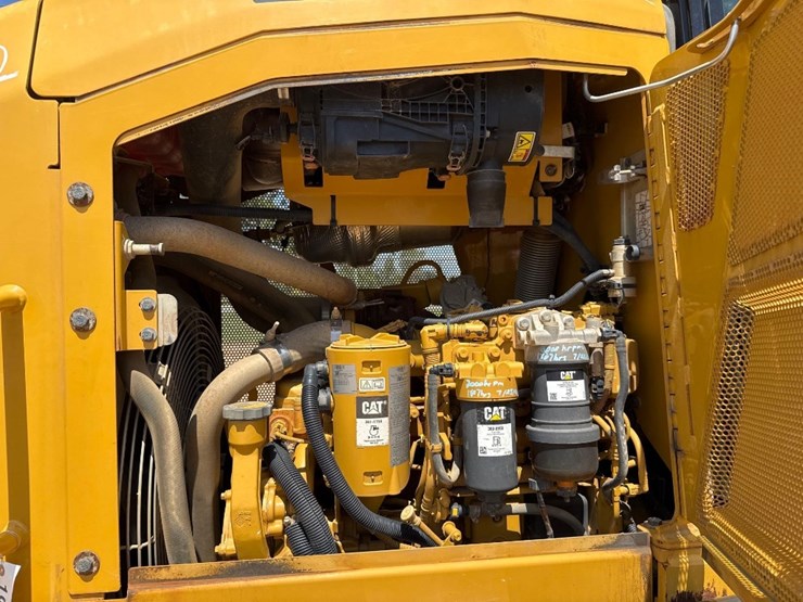 2019-caterpillar-d3k2-xl-image-19