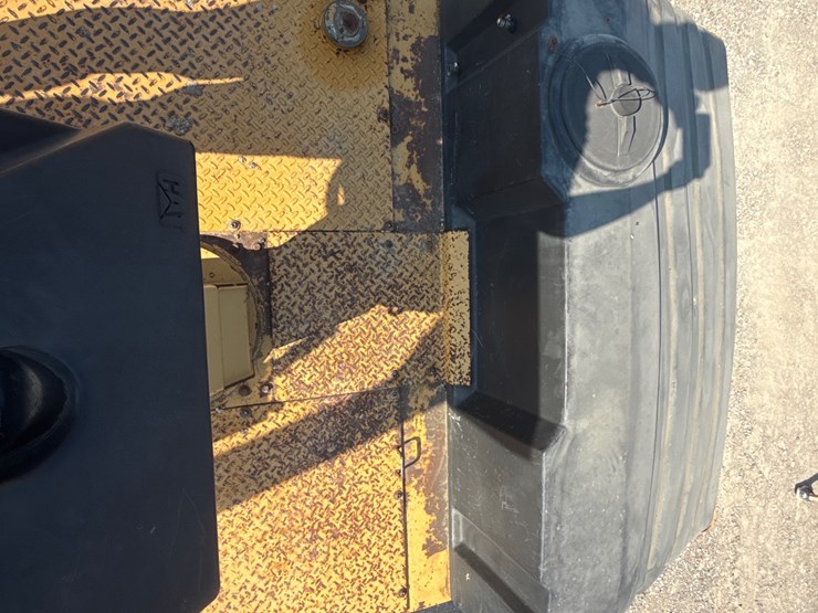 caterpillar-ps-150b-image-24