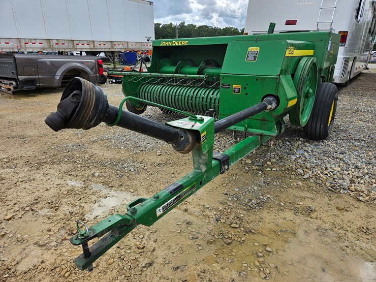 john-deere-338-image-1