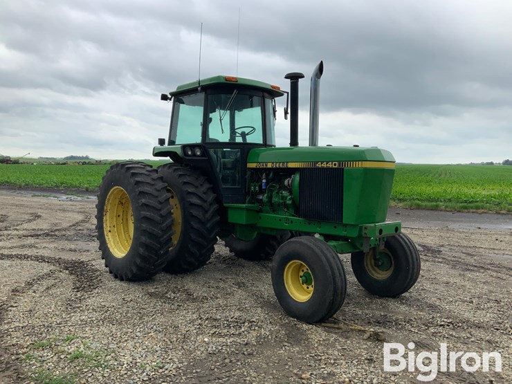 1978-john-deere-4440-image-3