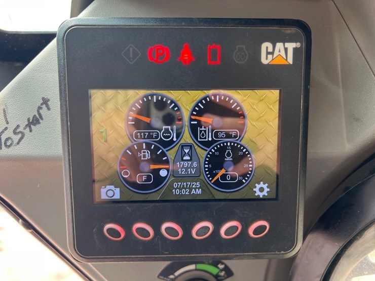 2019-caterpillar-259d-image-36