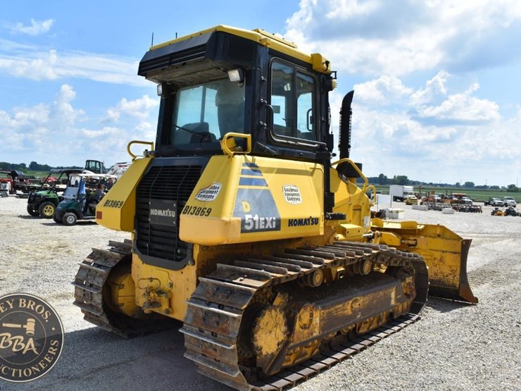 2014-komatsu-d51exi-22-image-18