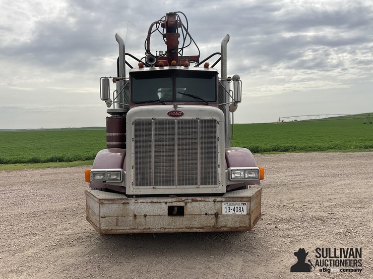 1989-peterbilt-378-image-2