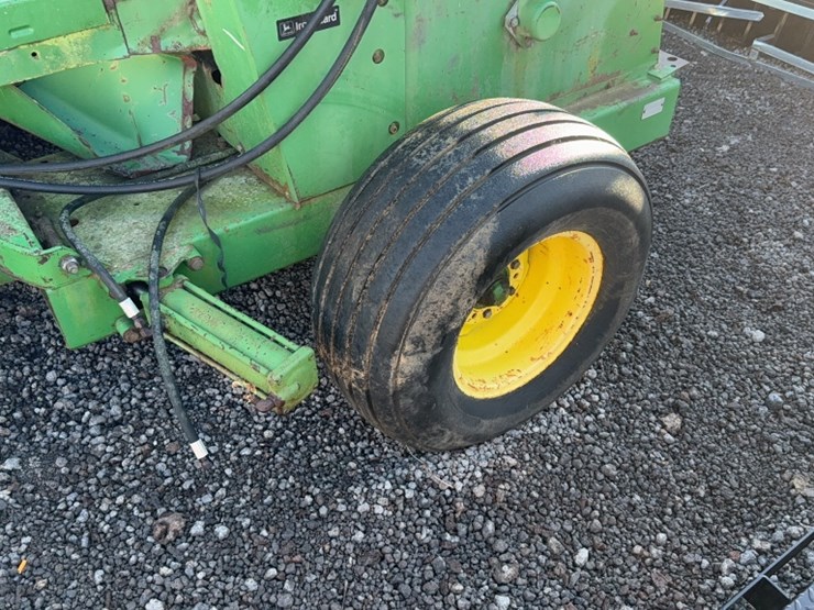 john-deere-3970-image-3
