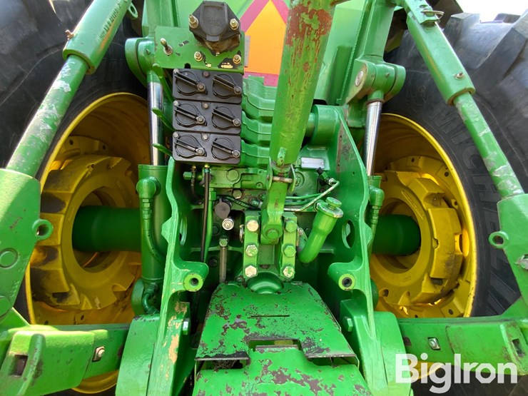 1996-john-deere-8200-image-12
