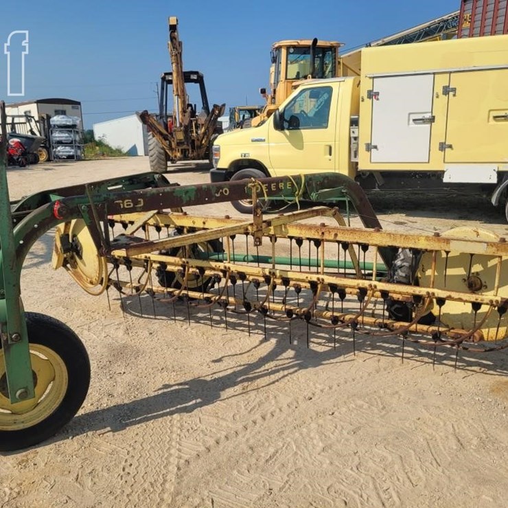 JOHN DEERE 660