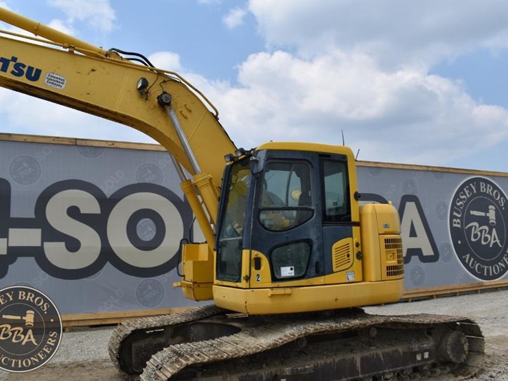 2012-komatsu-pc228us-lc-8-image-46