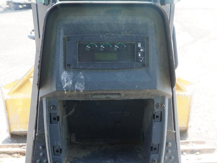 2017-deere-550k-image-23