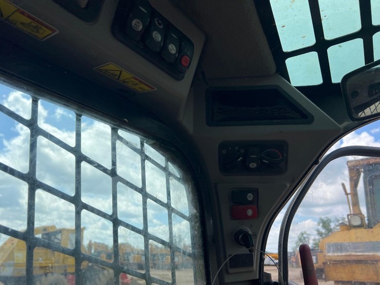 2019-caterpillar-289d-image-28
