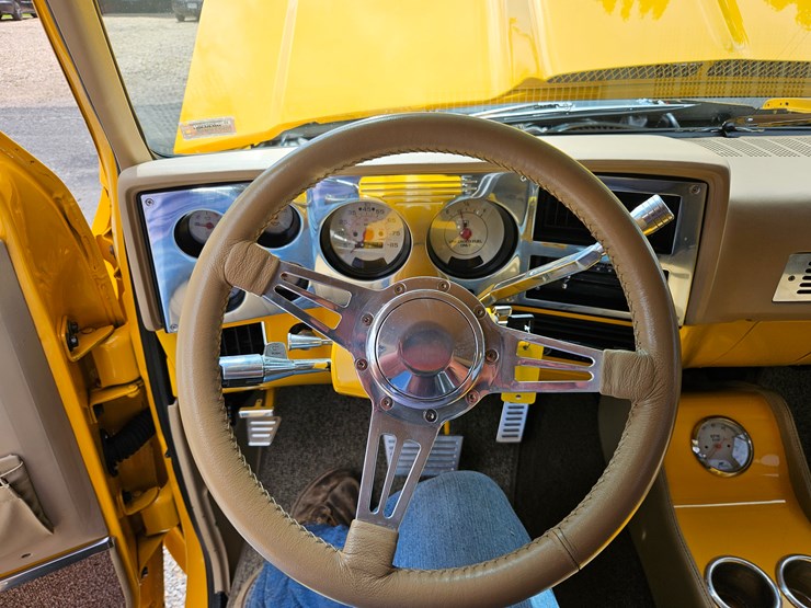 1984-chevrolet-c10-image-71