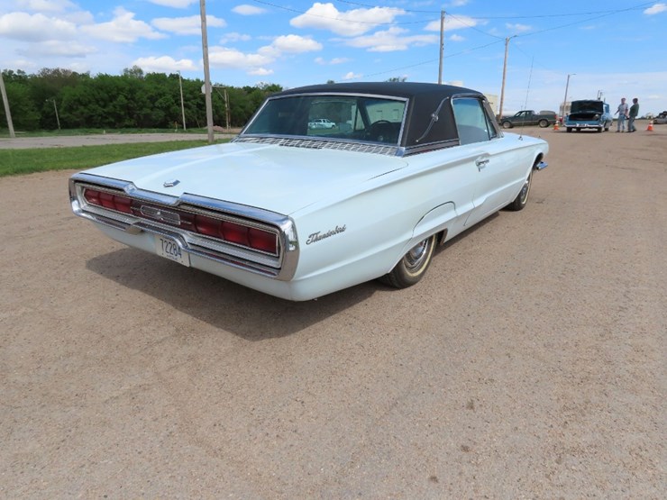 1966-ford-thunderbird-coupe-image-9