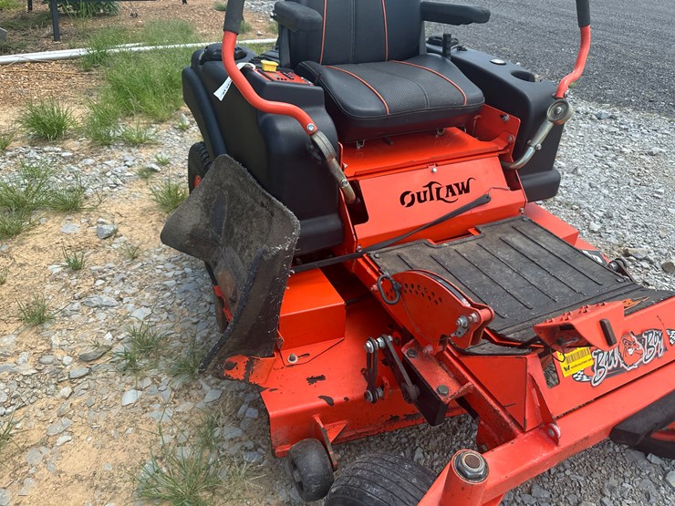 #12-•-bad-boy-out-law-zero-turn-mower-bce6030bs02131042-inv#:-25449-image-27