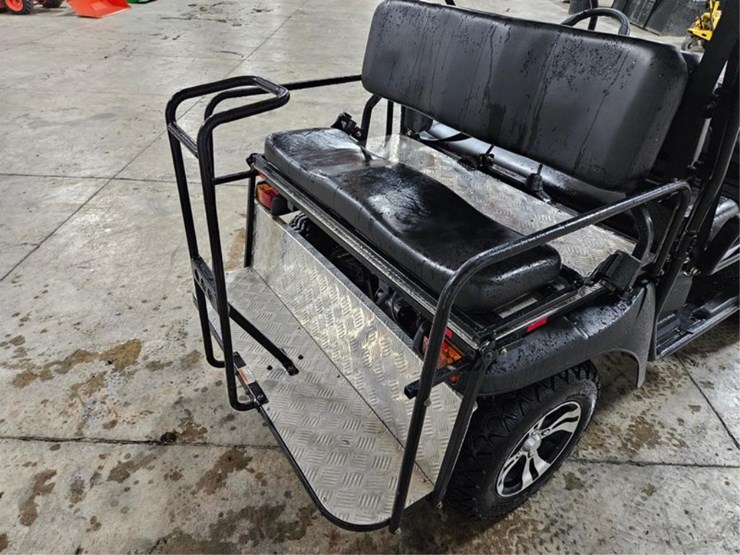 #372-•-big-horn-200df-special-edition-utility-cart-image-14