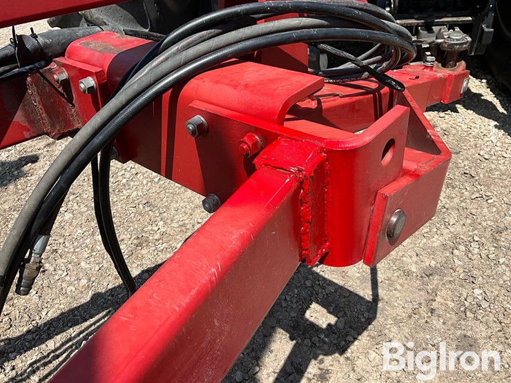 case-ih-4300-image-17