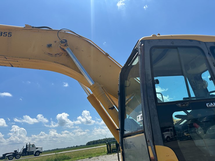 komatsu-pc200-image-30