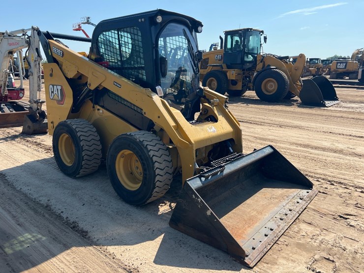 2019-caterpillar-262d3-image-6
