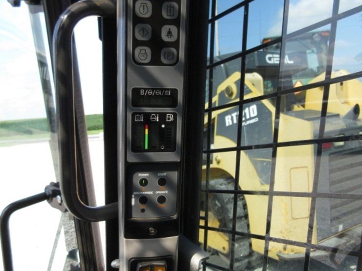 case-sr240-image-10