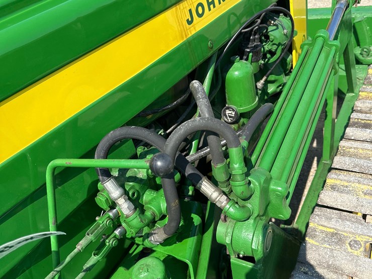 john-deere-420-image-12