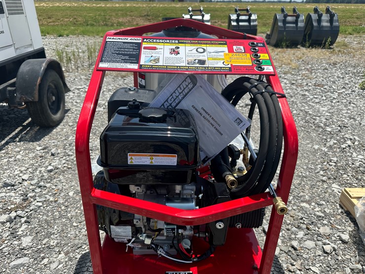#1-•-unused-magnum-4000-series-hot-water-pressure-washer-2528126-inv#:-24638-image-21