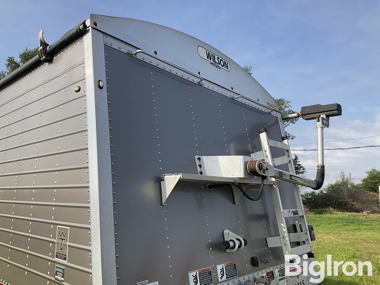 2015-wilson-43'-x-96"-image-15