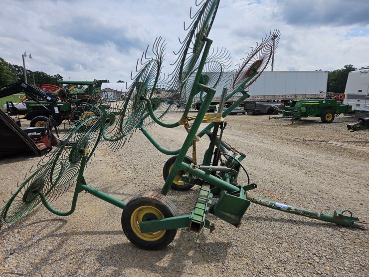 john-deere-702-image-8