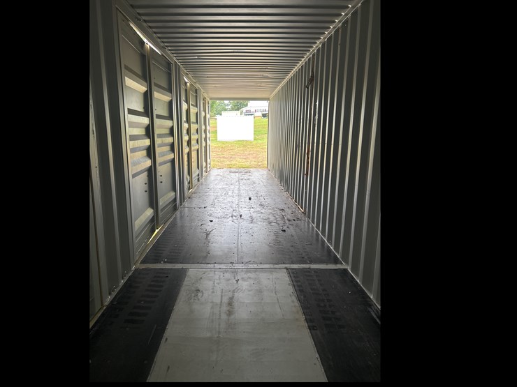 #122-•-one-trip-40ft-shipping-container-image-10