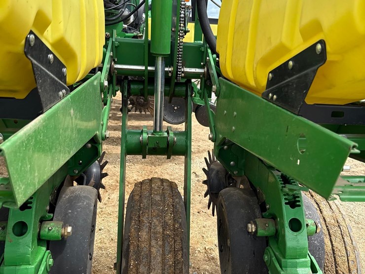 john-deere-1770nt-image-40