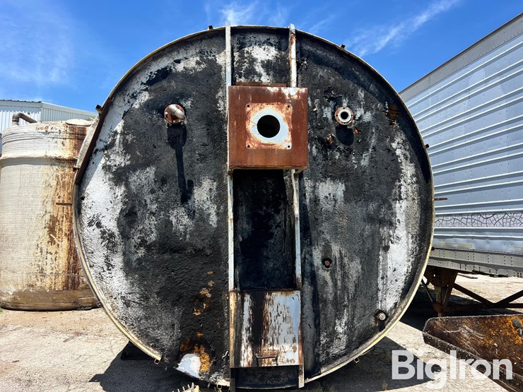 15,000-gallon-(approx.)-steel-liquid-feed-storage-tank-image-2