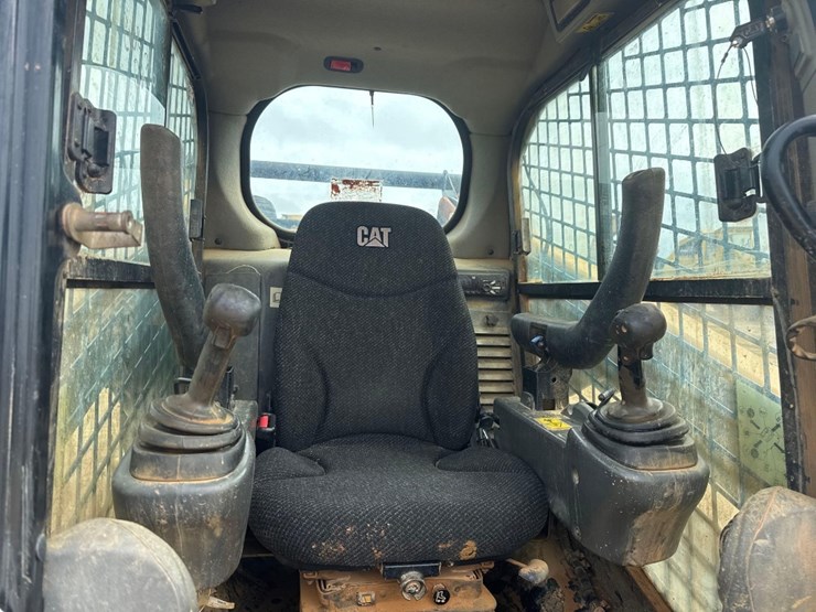 2018-caterpillar-289d-image-23