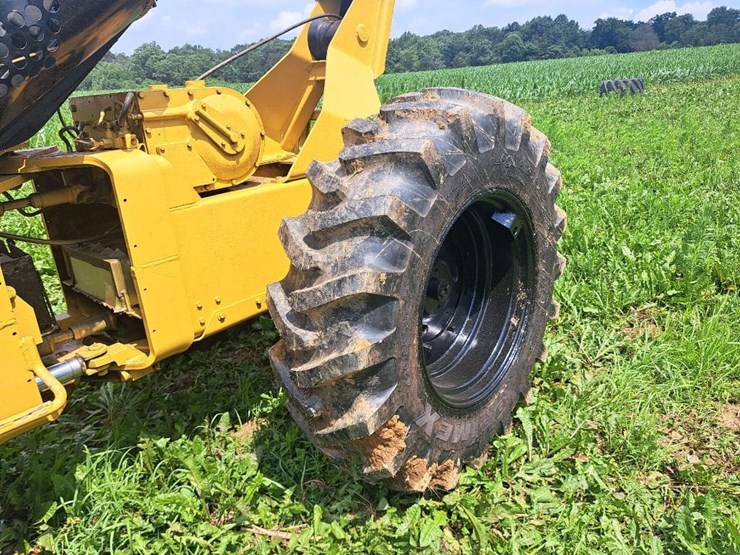 john-deere-440-image-32