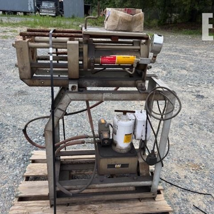 CATERPILLAR HYD PRESS