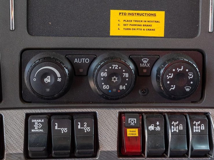 2018-kenworth-t880-image-124